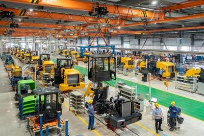 柳工全力沖刺四季度，挖機油缸產品助推全年收官戰