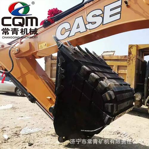 挖掘機配件全解析 從挖斗到油缸的專業(yè)指南