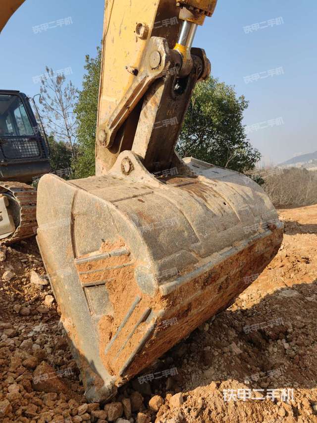 黃岡市二手國機重工GE380H挖掘機油缸選購指南與市場分析